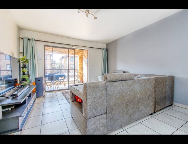 2 BEDROOM APARTMENT FOR SALE IN HONEYDEW